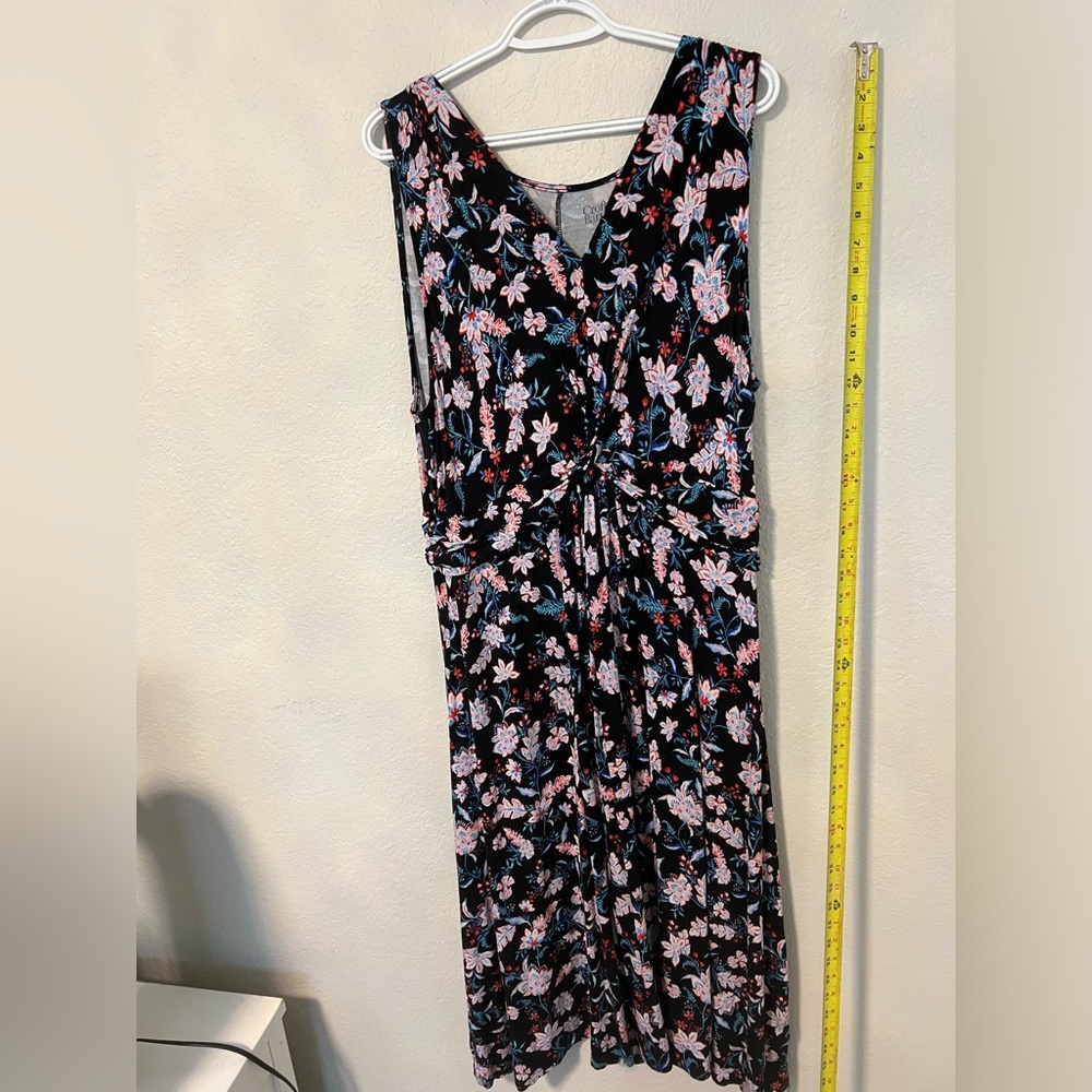 Floral Sleeveless Maxi Dress - Black and Pink - Picture 4 of 8